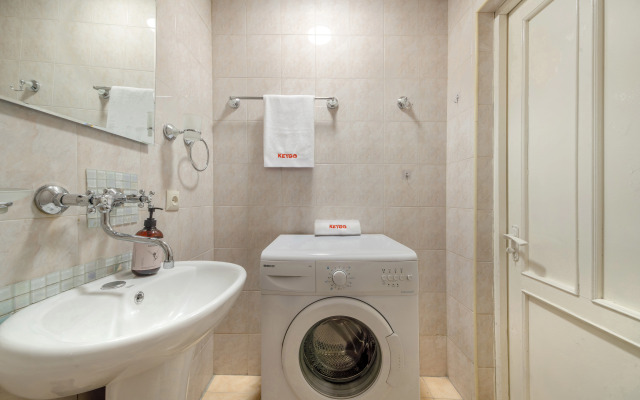 Prostornaya Kvartira s 1 Spalney Keygo 0177 Apartments