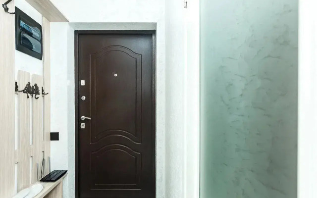 Na Chernomorskoy 6 55 Flat