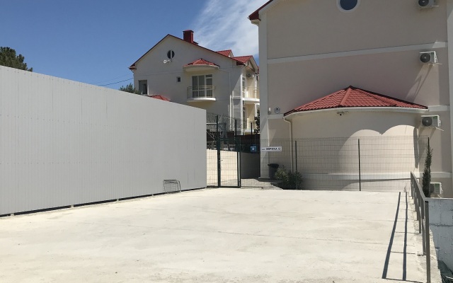 The SOFI Family House Mini-hotel