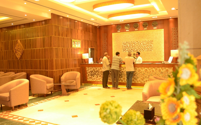 Nejoum Al Emarate Hotel
