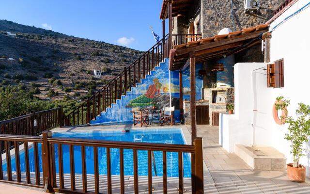 Traditional Homes Guest House