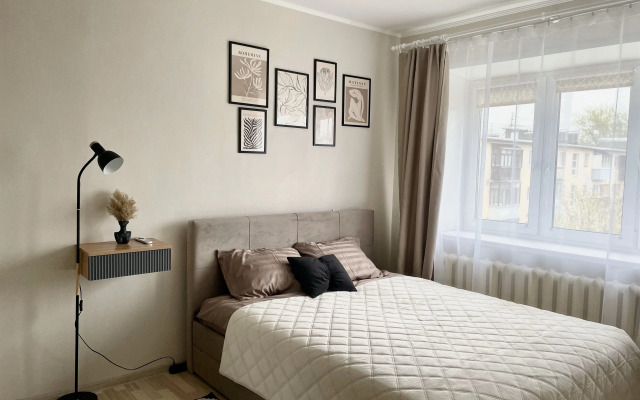 Uyutnaya Na Naberezhnoy Flat