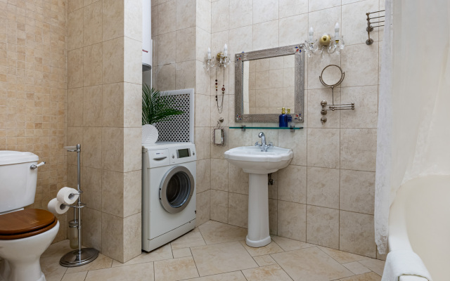 Квартира Piter Apartments Аристократ в доходном доме на Петроградке