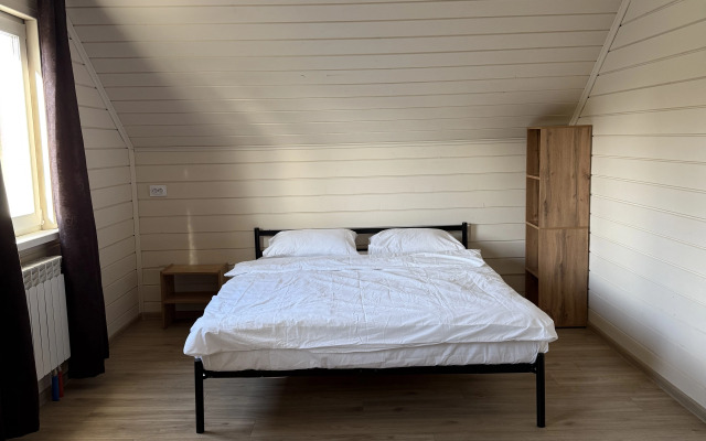 Частный Дом на Шкиперской 8