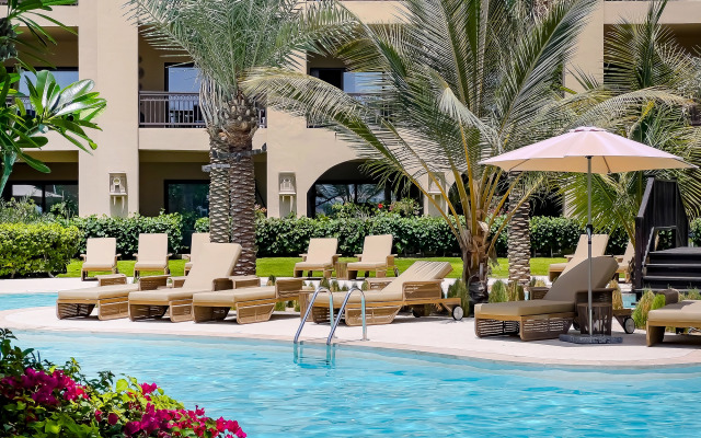 2B Fairmont Residence Palm Jumeira Sea View Apartments