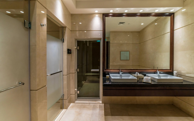 Апартаменты bnbme Luxury-The 118 Fendi Design