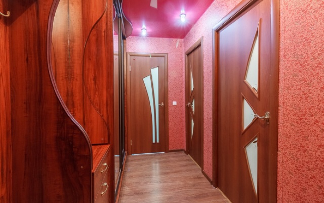 Ne Vopros dlya bol'shogo kolichestva gostej Flat