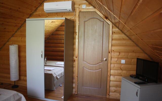 Pod Klych na Kompanyu do 14 chelovek Guest House