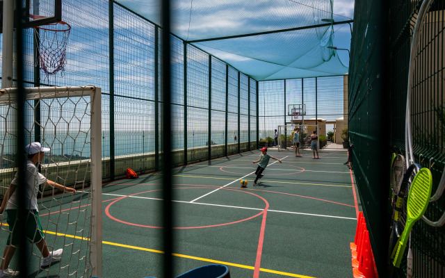 Metropol y Tropicheskogo Parka Apartments 5