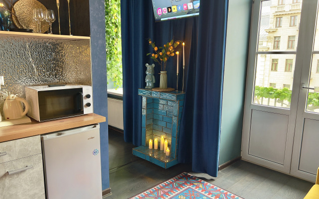 Апартаменты с балконом на Невском