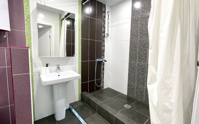 Апартаменты Стильная студия у метро на Чистопольской