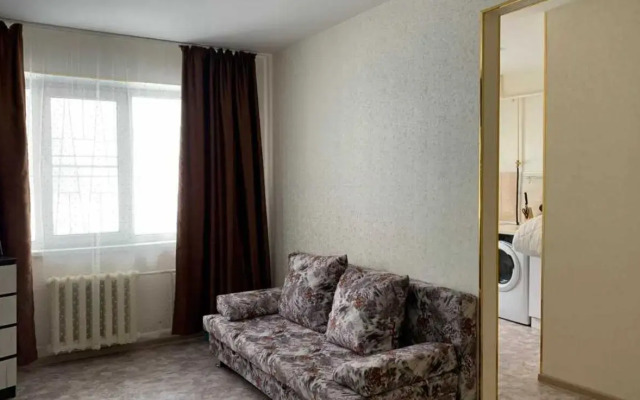 1-Komnatnaya Na Ulitse Engelsa 69a Flat