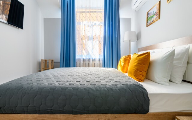 Апартаменты Let Your Flat Makarova