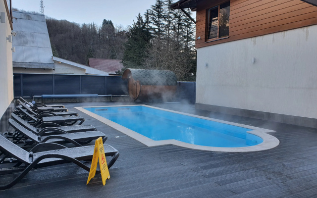 Apartamenty So spal'nej Gory Bassejn i sauna v  Centre Krasnoj Polany  Zit' v Gorah