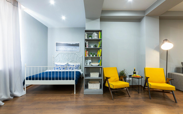 Na Naberezhnoj Sevastopolya Apartments