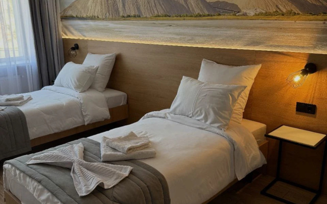 Hotel Shakhtyor