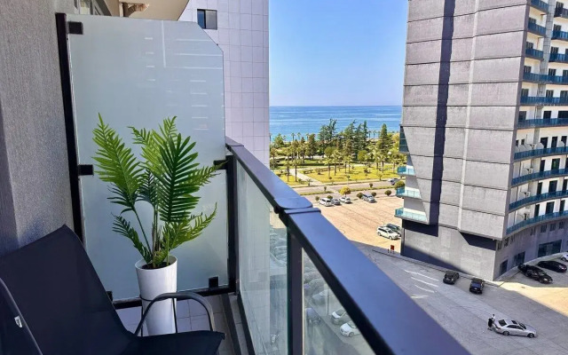 White Saile A 908 Apartments