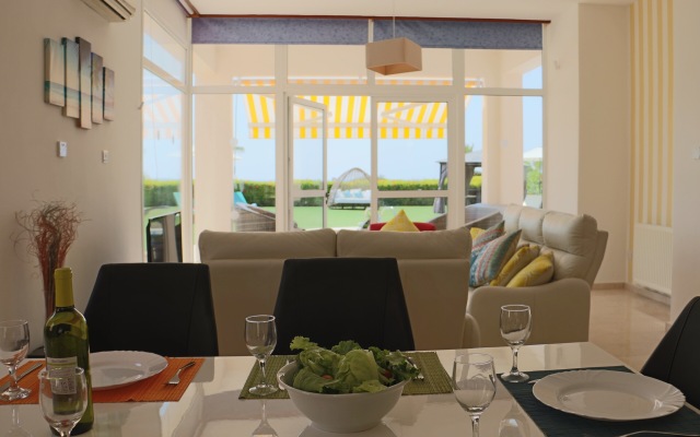 Beach Front Savoya Sunrise Villa
