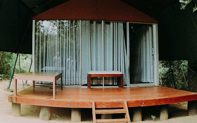Camping Yala Hotel Ravana luxury Safari Camp Tents