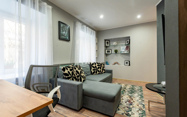 Апартаменты Sergeew Apartments 2-х комнатный апартамент на Пяти Углах