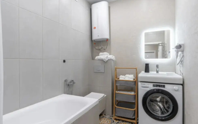 Квартира двухкомнатная на ул. Хасанова д.15