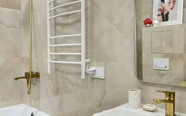 Апартаменты студия на Колхозной 5/2к4