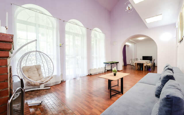 Dom S Basseynom I Saunoy V Khimkakh Starbeevo Private House
