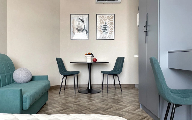 Udachnye Sutki Layf Flat