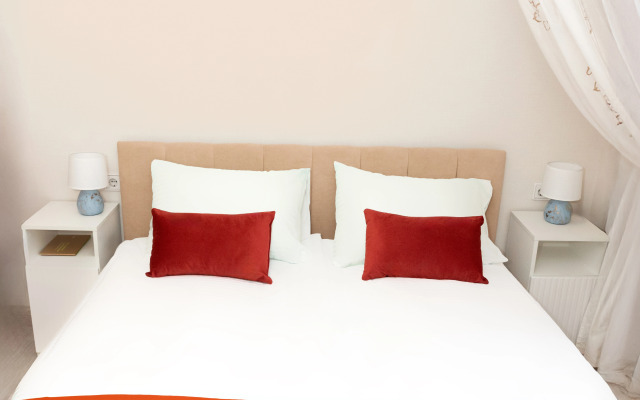 Квартира Новая уютная студия в самом сердце Санкт-Петербурга