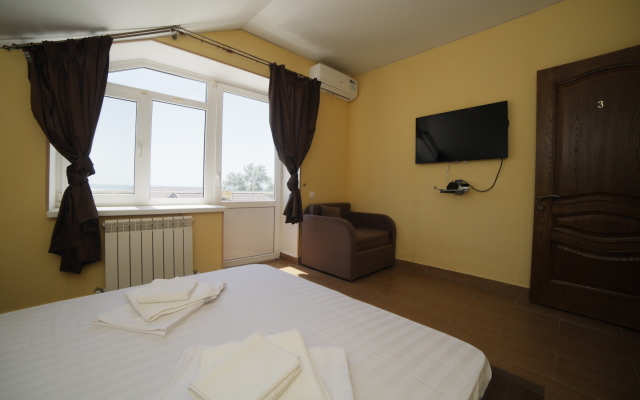 S Vidom Na More Guest House