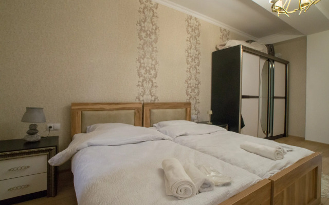 Andro House Guest House