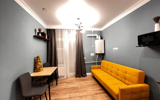 Na Ulitse Borisa Slyusara 23s2 Flat