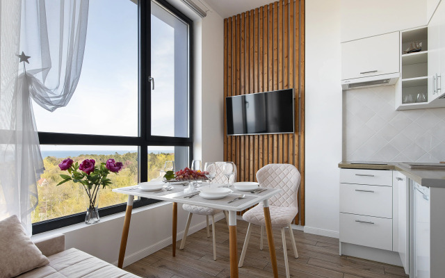 Апартаменты с видом на море на 10 этаже в комплексе Кристалл & Балтик-SPA