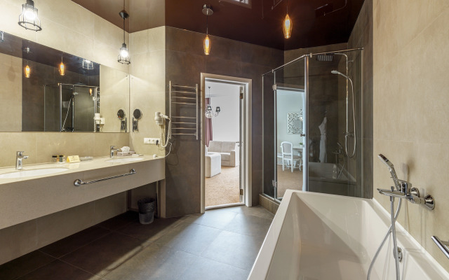 Hotel Yar