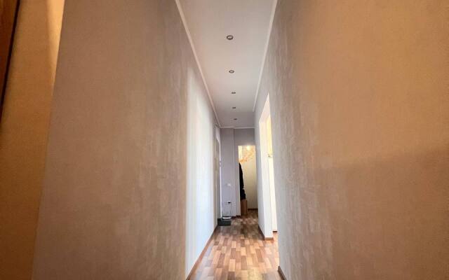 Apartment 2kv. Eastern Sukhodolskaya, 14