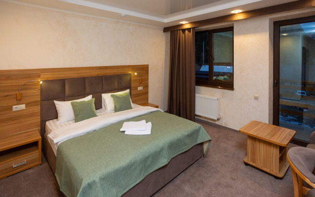 Chalet FoRRest Hotel