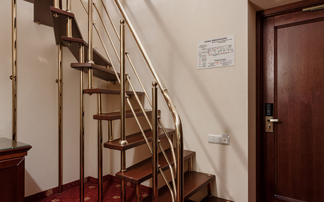 Klub-Hotel Korona
