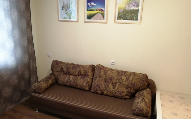 na Moskovskoy 121/1 Apartments