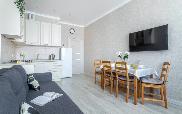 Apartamenty s Balkonom Pervaa Beregovaa Linia Letnij Bassejn ot Home Group
