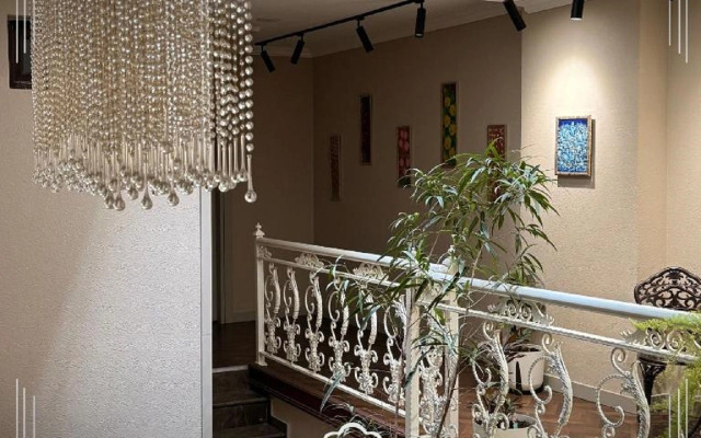 Perla De Mar Inn Hotel