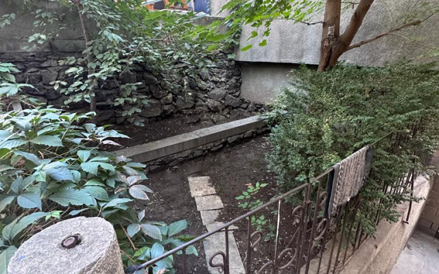 Aram Guest house