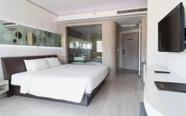 The Pattaya Discovery Beach Hotel Pattaya