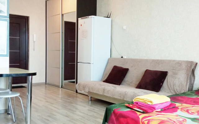 Studiya V Mkr. Parkovy Do 3kh Chel Flat