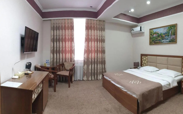 Reikartz Xon Tashkent Hotel