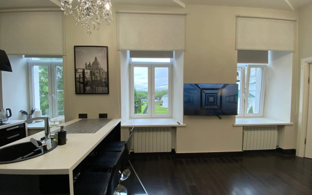 Dizaynerskaya V Tsentre Yaroslavlya Flat