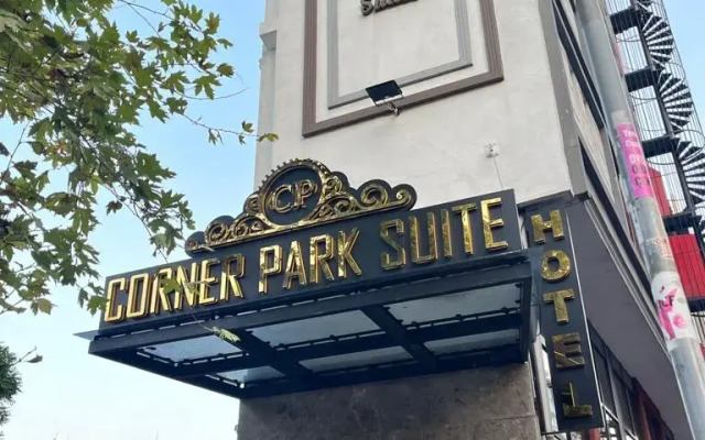 Corner Park Suite Hotel