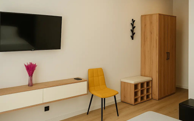 Manon Hotel