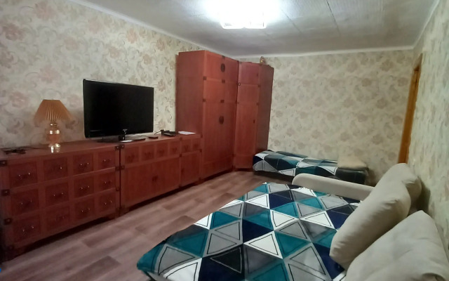 Dvukhkomnatnaya Dlya Komandirovannykh Flat