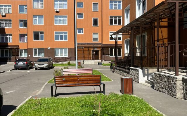 Sovremennaya Trekhkomnatnaya V Velikom Novgorode Flat
