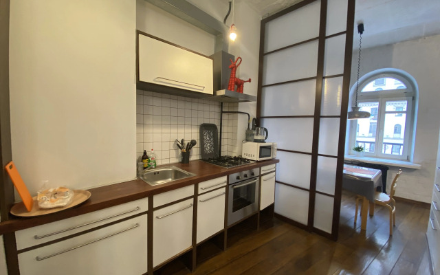 Studiya S Otdelnoy Spalney V Rayone Vokzal Apartmentsa